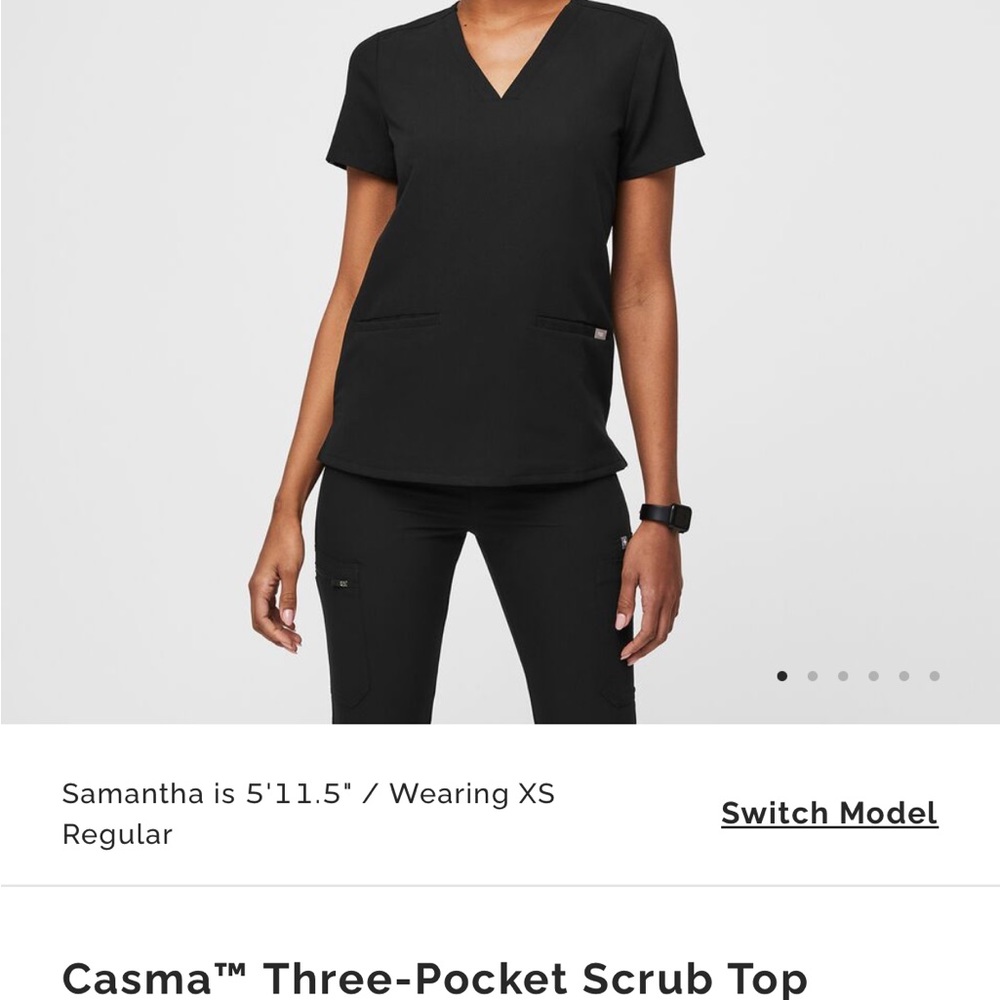 FIGS CASMA THREE POCKET SCRUB TOP